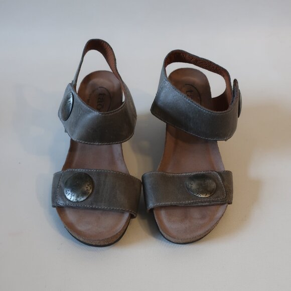 Womens Taos Taupe Gray Strappy Leather Carousel Wedge Sandal 37 US/7 * - Picture 1 of 9
